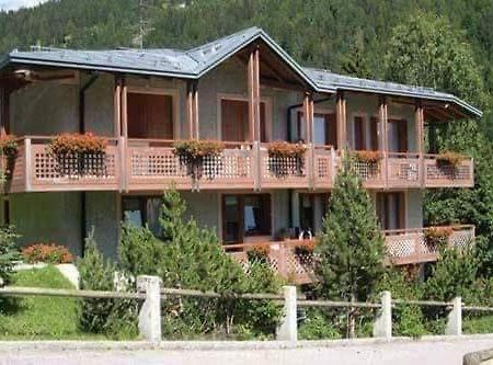 Residence Orsa Maggiore Madonna Exterior foto